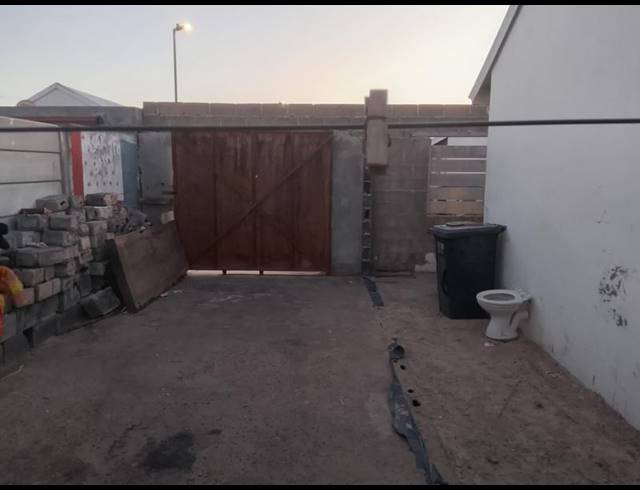 4 BEDROOM HOUSE FOR SALE IN MITCHELLS PLAIN CENTRAL